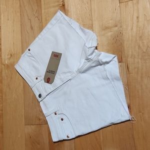 Levi's High Rise Jean Shorts 8 / W29
